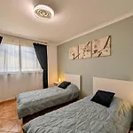 Comfortable 2-bedroom Duplex In Playa Paraiso With Ocean View, Balcony, And Shared Pool * Адехе