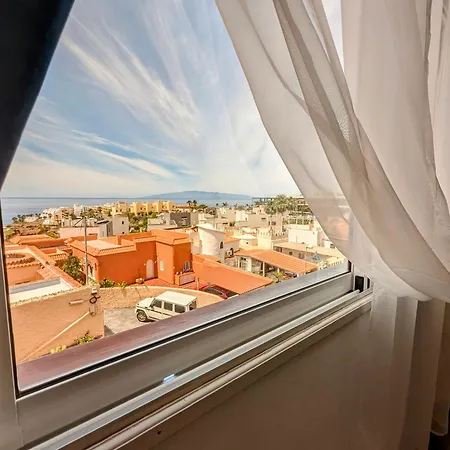 Comfortable 2-bedroom Duplex In Playa Paraiso With Ocean View, Balcony, And Shared Pool Apartmán
