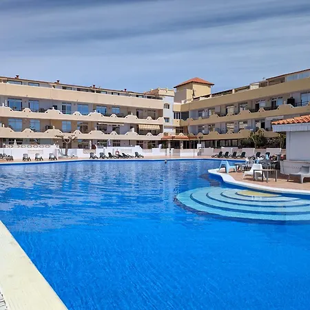 Апартаменты Comfortable 2-bedroom Duplex In Playa Paraiso With Ocean View, Balcony, And Shared Pool *