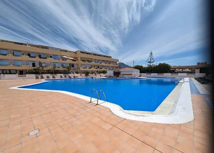 Appartement Comfortable 2-bedroom Duplex In Playa Paraiso With Ocean View, Balcony, And Shared Pool Costa Adeje (Tenerife)