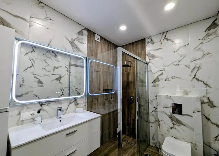 Comfortable 2-bedroom Duplex In Playa Paraiso With Ocean View, Balcony, And Shared Pool דירה אדחה