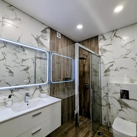 Comfortable 2-bedroom Duplex In Playa Paraiso With Ocean View, Balcony, And Shared Pool 公寓 阿德耶